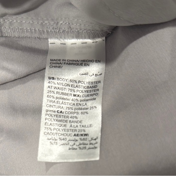 Chico's Gray Ankle Cropped Pants with Drawstring Waist - Picture 10 of 10